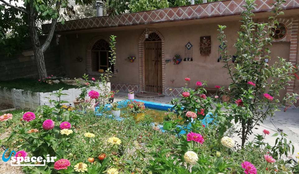 نمای محوطه اقامتگاه ننه گل خاتون - یاسوج - روستای محمودآباد علیا